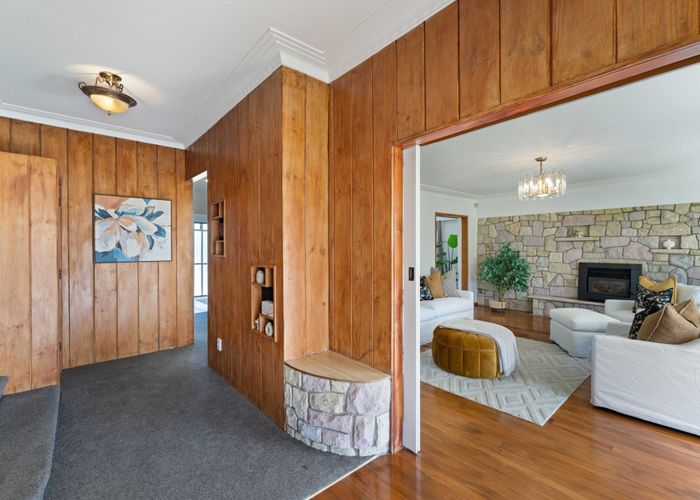  at 6 Miles Avenue, Papatoetoe, Manukau City, Auckland