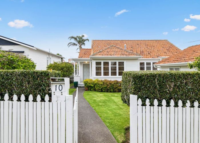  at 10 Peet Avenue, Royal Oak, Auckland City, Auckland