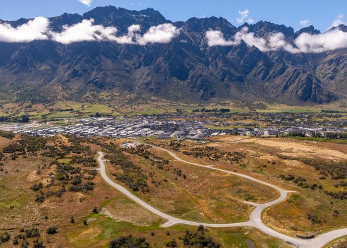  at 3 Tableland Drive, The Preserve, Jacks Point, Queenstown-Lakes, Otago