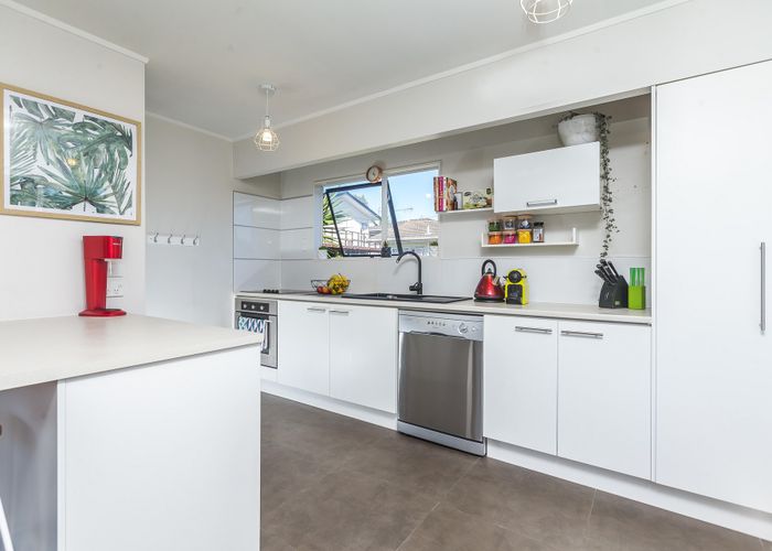  at 1/61 Simon Ellice Drive, Bayview, Auckland