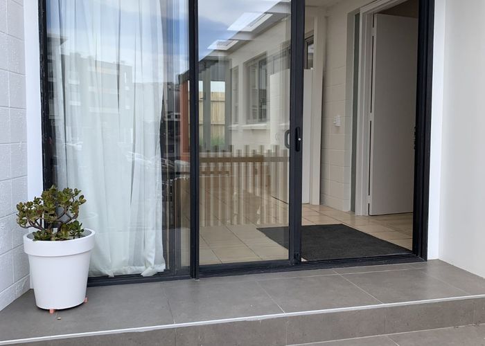  at 3/2 Couldry, Eden Terrace, Auckland City, Auckland