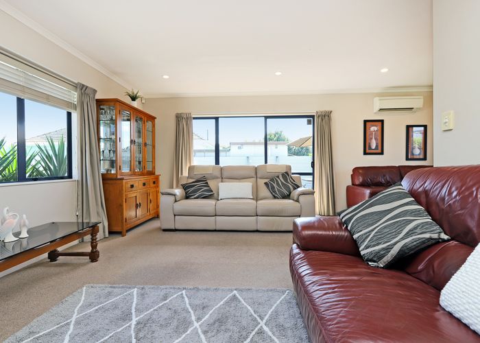  at 1030 Beatty Street, Mayfair, Hastings
