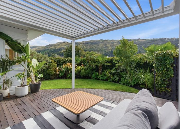  at 21 Van Asch Street, Sumner, Christchurch City, Canterbury