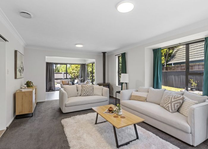  at 413 Avonhead Road, Avonhead, Christchurch