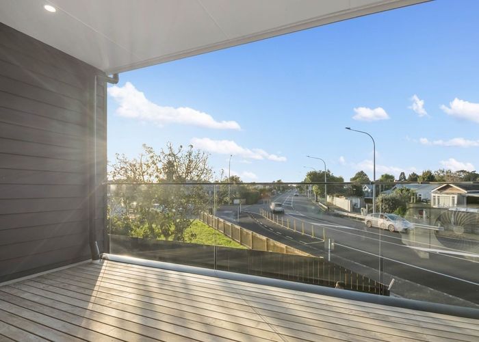  at 5/130 Rosebank Road, Avondale, Auckland City, Auckland