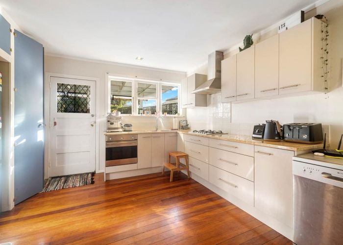 at 1 Edmonton Avenue, Onehunga, Auckland