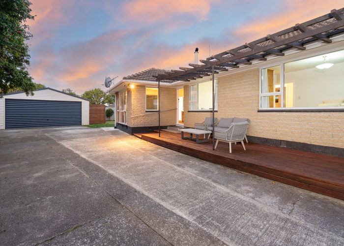  at 52 Frensham Crescent, Woolston, Christchurch