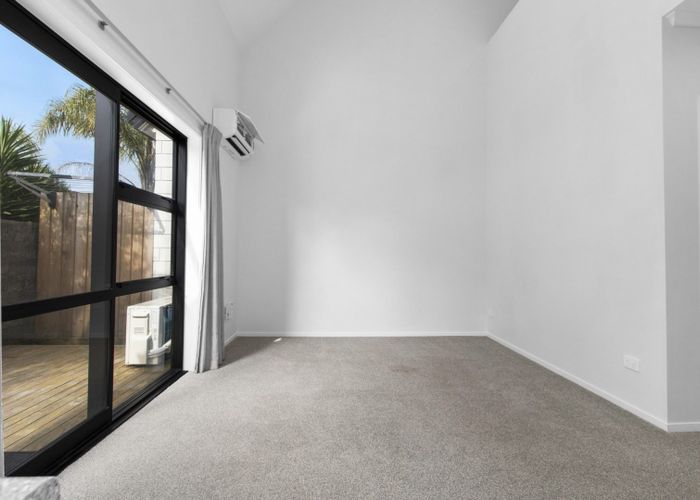  at 2/27 Seddon Road, Frankton, Hamilton