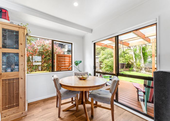  at 30B Gledstane Road, Stanmore Bay, Whangaparaoa