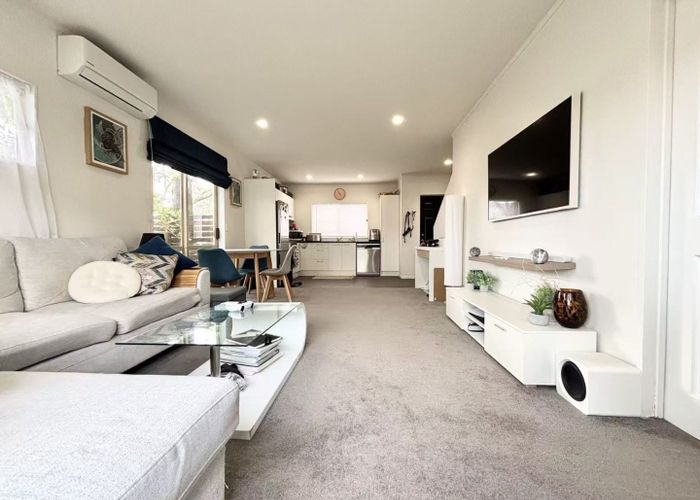  at 1 Butia Avenue, Henderson, Waitakere City, Auckland