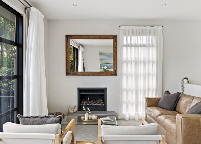  at 74C Ireland Road, Mount Wellington, Auckland