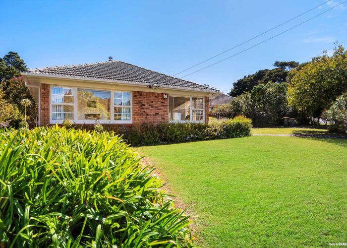  at 30 Kelvyn Grove, Hill Park, Manukau City, Auckland