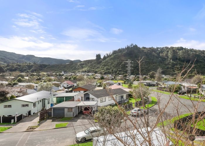  at 5 Jasper Grove, Birchville, Upper Hutt