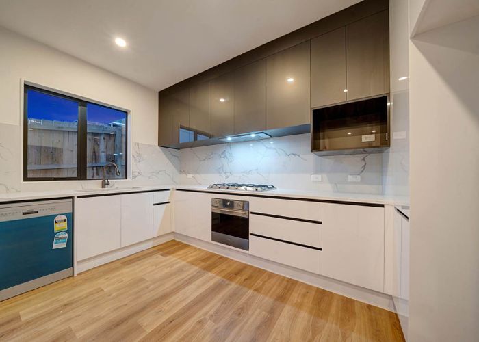  at 21C&D Barron Drive, Green Bay, Waitakere City, Auckland