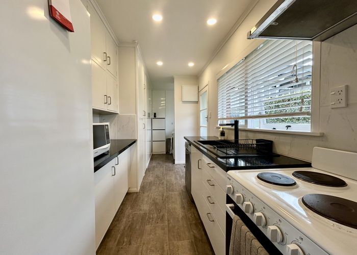  at 15B Kawerau Avenue, Devonport, North Shore City, Auckland