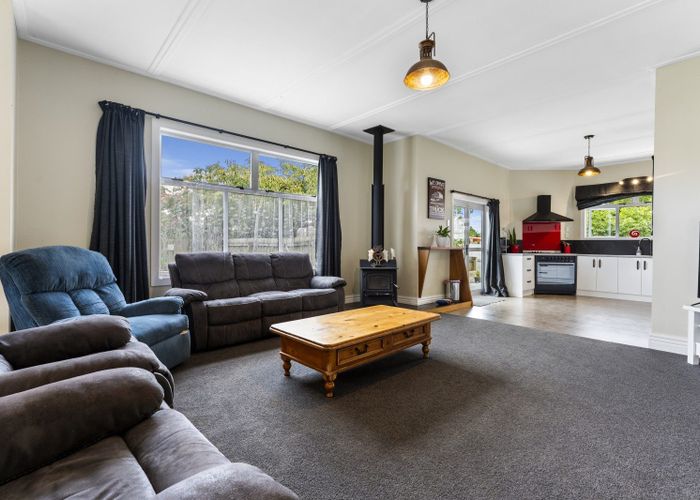  at 8 Albert Street, Pahiatua, Tararua, Manawatu / Whanganui