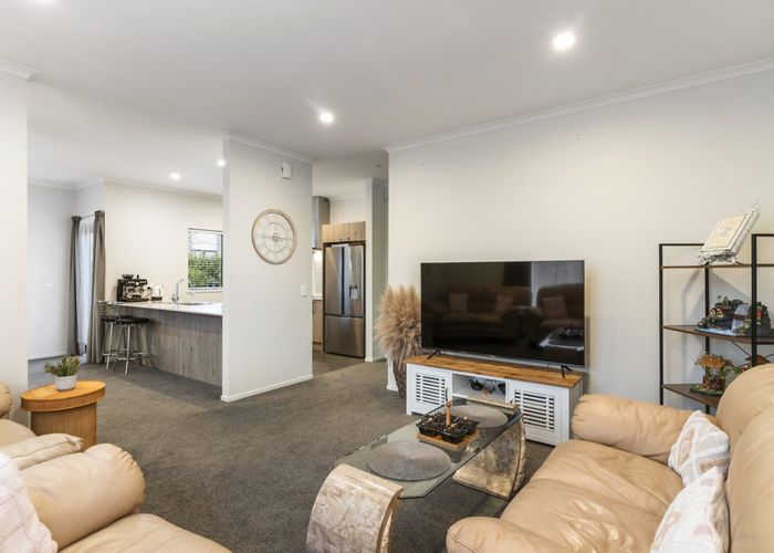  at 3 Sunnymead Road, Glen Innes, Auckland