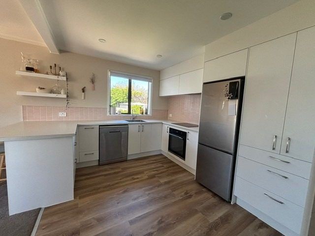  at 33 Kowhai Avenue, Hargest, Invercargill, Southland