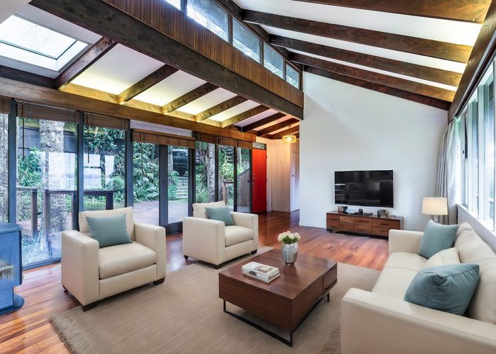  at 10 Rangiwai Road, Titirangi, Auckland