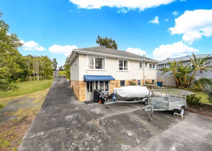  at 72 Colwill Road, Massey, Waitakere City, Auckland
