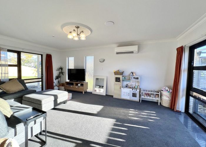  at 9 Syntax Place, Conifer Grove, Papakura, Auckland