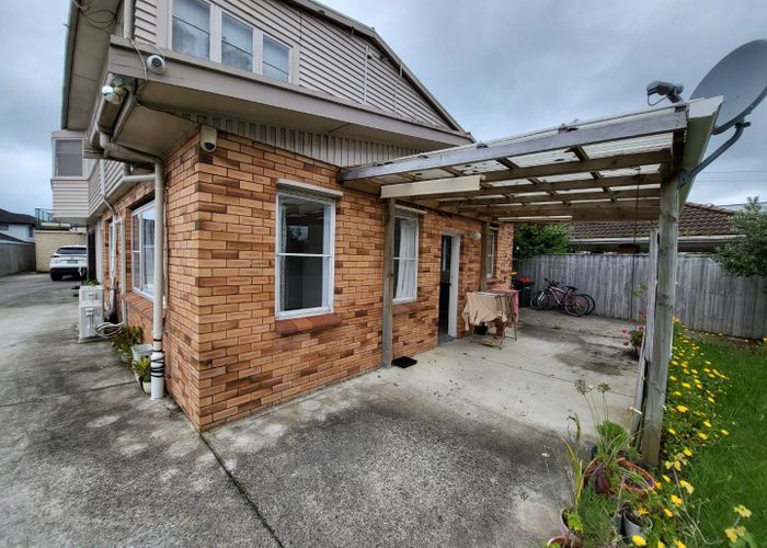  at 200B Bucklands Beach Road, Bucklands Beach, Manukau City, Auckland