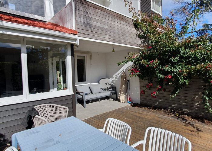  at 2/49 Curran Street, Herne Bay, Auckland