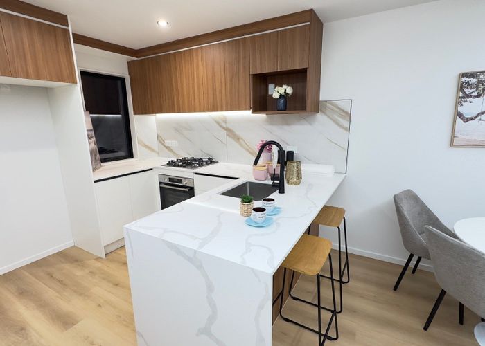  at Lot 2, 8 Seymour Avenue, Papatoetoe, Manukau City, Auckland