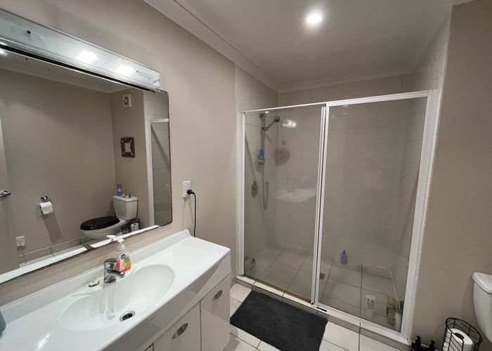  at 23/8 Monte Cassino Place, Birkenhead, North Shore City, Auckland