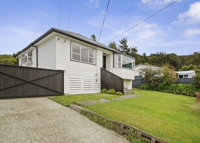  at 21 Mcgowan Road, Wainuiomata, Lower Hutt, Wellington