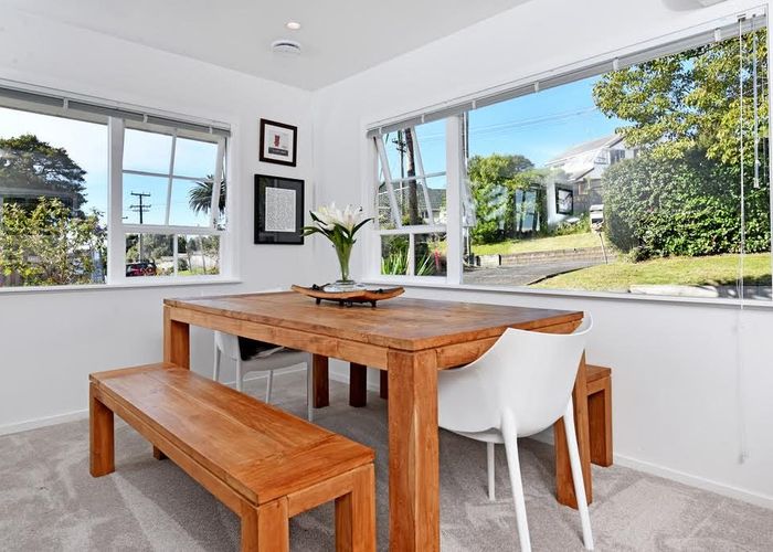  at 2/37 Glencoe Road, Browns Bay, North Shore City, Auckland