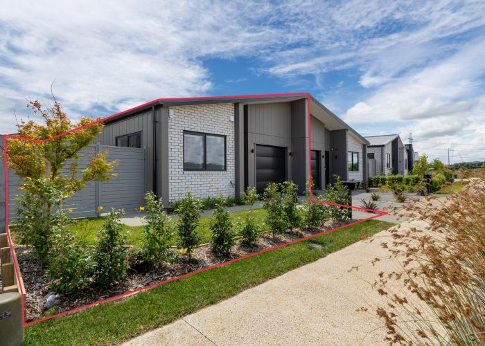  at 51 Parkmore Drive, Karaka, Franklin, Auckland