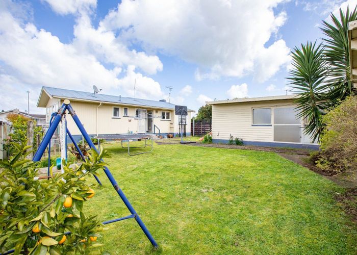  at 6 Wedgewood Place, Dinsdale, Hamilton, Waikato