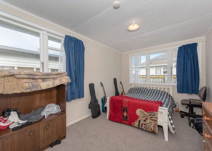  at 18 Tennyson Road, Enderley, Hamilton, Waikato