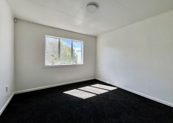  at 2/59 Pah Road, Cockle Bay, Manukau City, Auckland