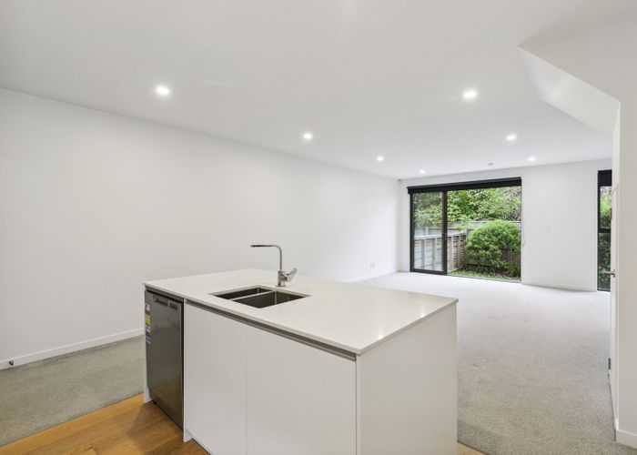  at 16/80 Seatoun Heights Road, Seatoun, Wellington