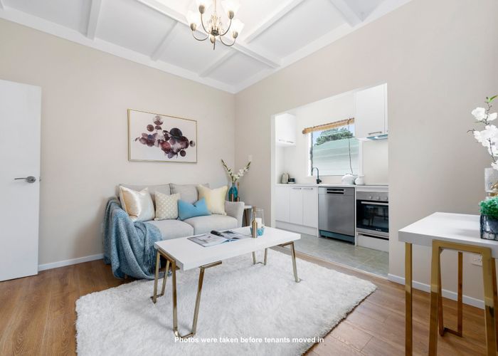  at 2/72 Alfriston Road, Manurewa East, Auckland