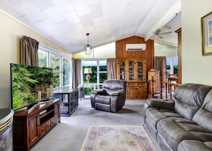  at 9 Lorraine Place, Glenview, Hamilton, Waikato