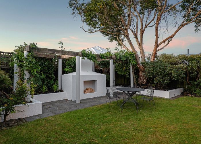  at 5 Priorsford Court, Avonhead, Christchurch City, Canterbury