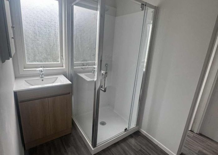  at 2/44 Caulton Street, Saint Johns, Auckland City, Auckland