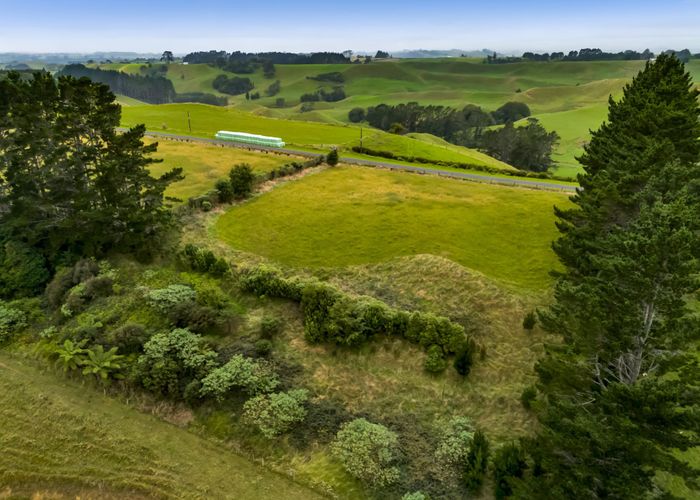  at 0n Kelly Road, Lepperton, New Plymouth, Taranaki