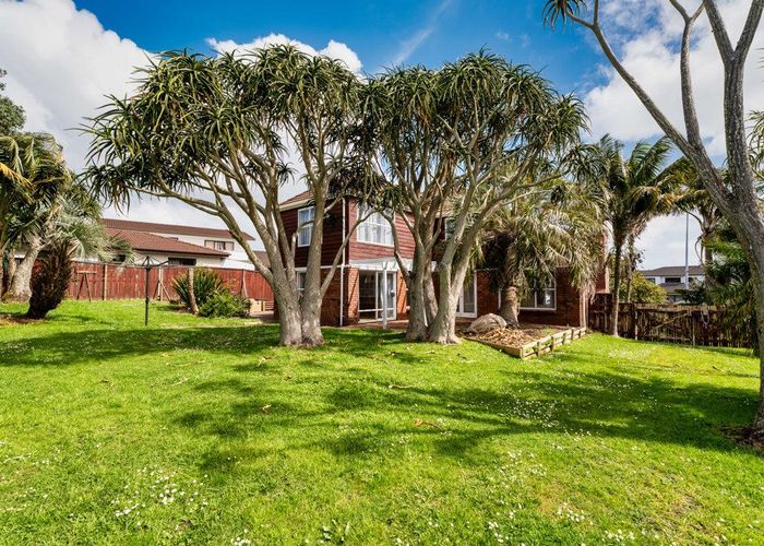  at 3 Charles Prevost Drive, The Gardens, Manukau City, Auckland