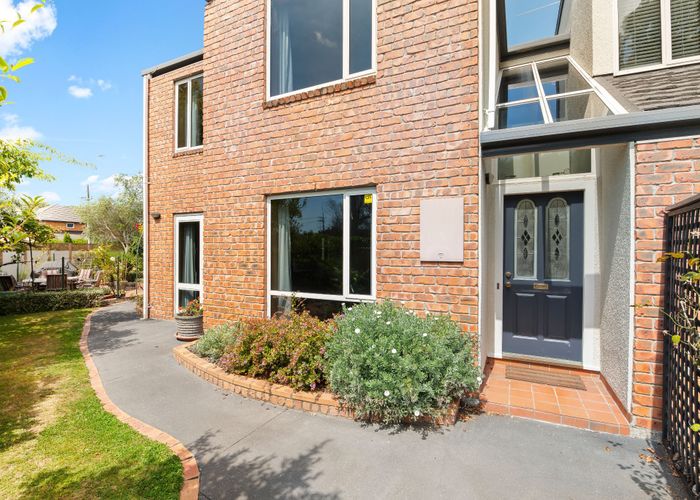  at 1 Elmwood Road, Strowan, Christchurch