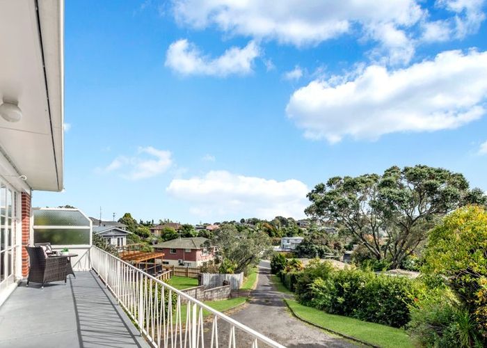  at 1/7 Castleton Drive, Howick, Auckland