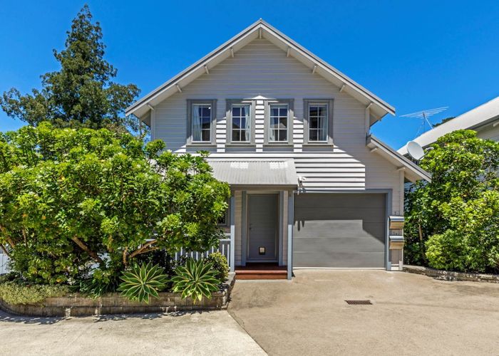  at 7/31 The Avenue, Albany, Auckland