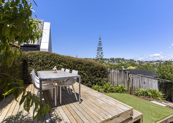  at 11 Shirley Road, Grey Lynn, Auckland
