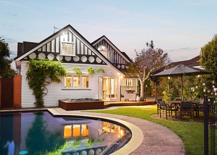  at 3 Armagh Street, Hamilton East, Hamilton, Waikato