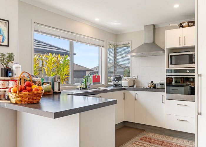  at 39 Leet Crescent, Papamoa Beach, Papamoa