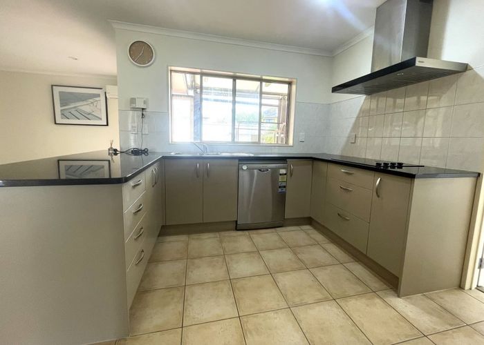  at 22 Lilybank Crescent, East Tamaki, Manukau City, Auckland