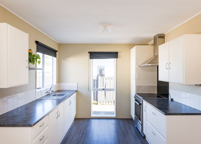  at 2/75 Kaimanawa Street, Kelvin Grove, Palmerston North